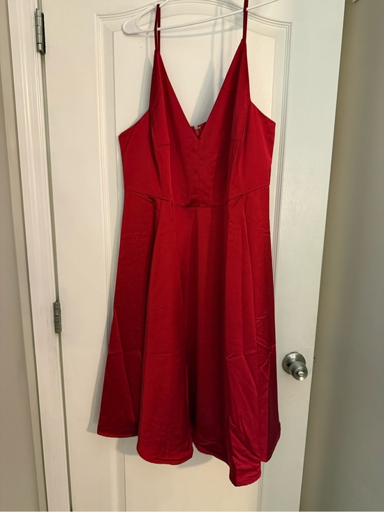H&M Dresses & Skirts - H&M Red V-Neck A-Line Midi Dress